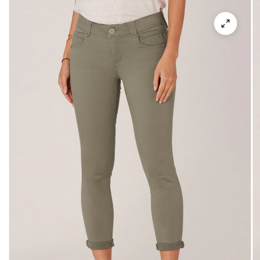 Democracy Sage Cropped Pants